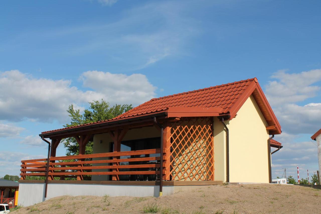 Domki W Porcie Zielony Gaj Mikołajki エクステリア 写真